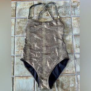 Vince Camuto Swim Gold & Black Metallic size 10